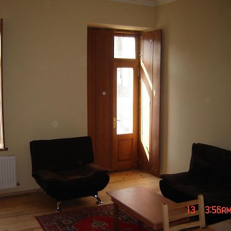 Old Metekhi Apartment Тбилиси Екстериор снимка