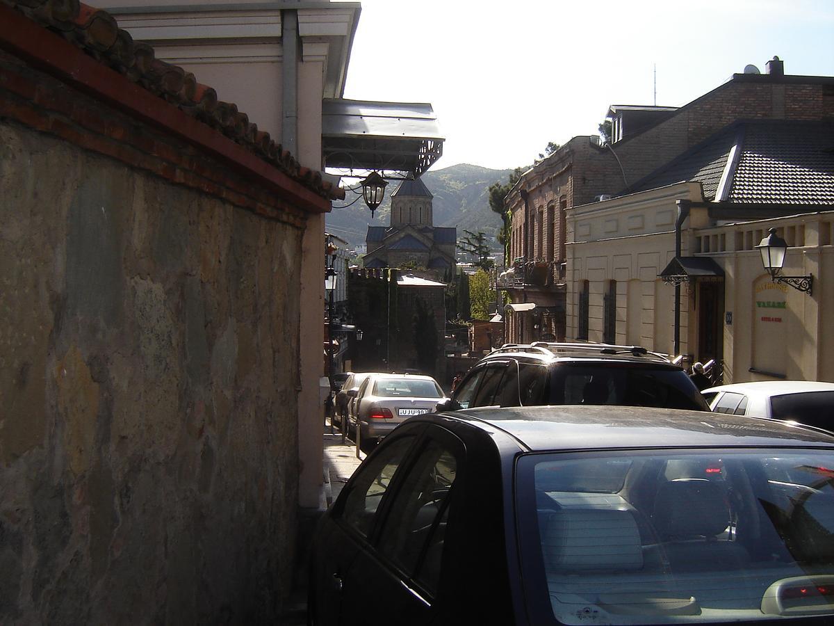Old Metekhi Apartment Тбилиси Екстериор снимка