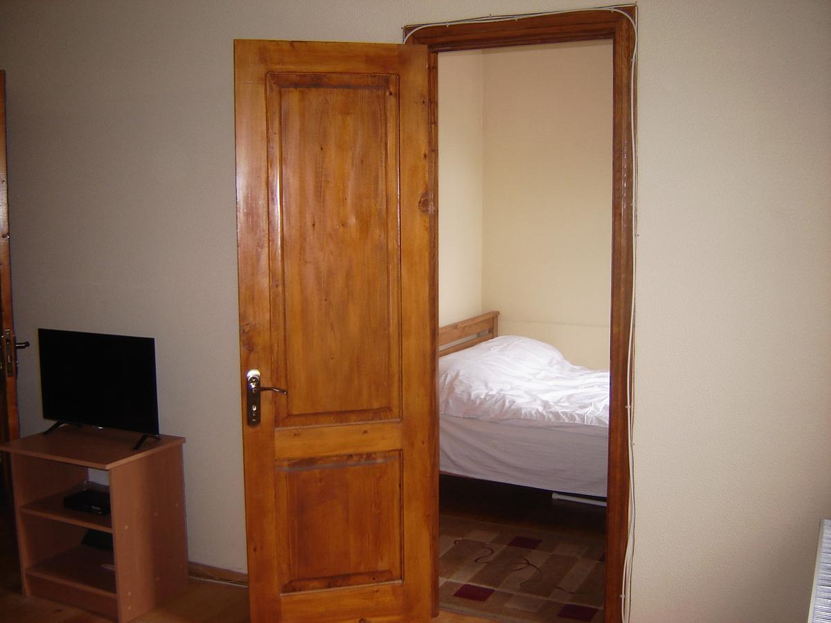Old Metekhi Apartment Тбилиси Екстериор снимка