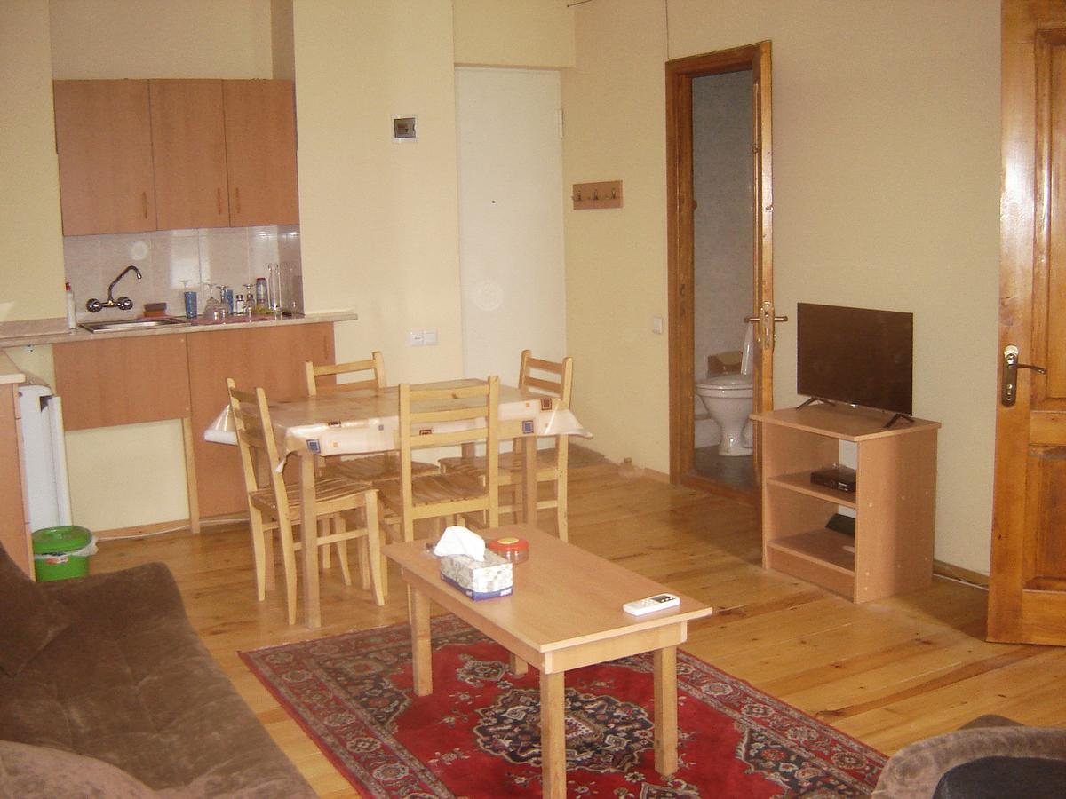 Old Metekhi Apartment Тбилиси Екстериор снимка